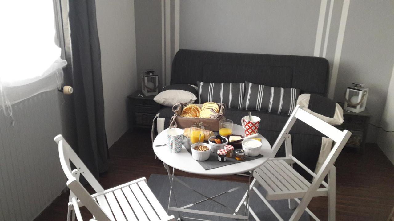 Chambre D'Hote - La Ruche Des Bleuets Mulsanne ภายนอก รูปภาพ