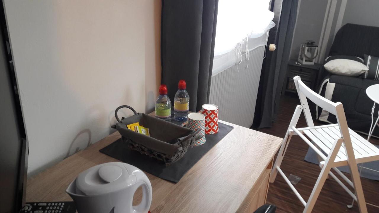 Chambre D'Hote - La Ruche Des Bleuets Mulsanne ภายนอก รูปภาพ